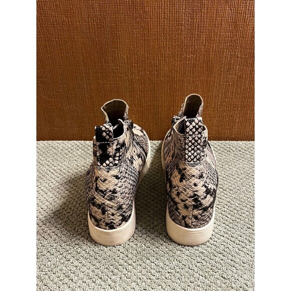 STEVE MADDEN WOMEN'S 7.5M  Wedgie BOOTIES BEIGE GRAY BLACK Snake Print - Picture 5 of 7